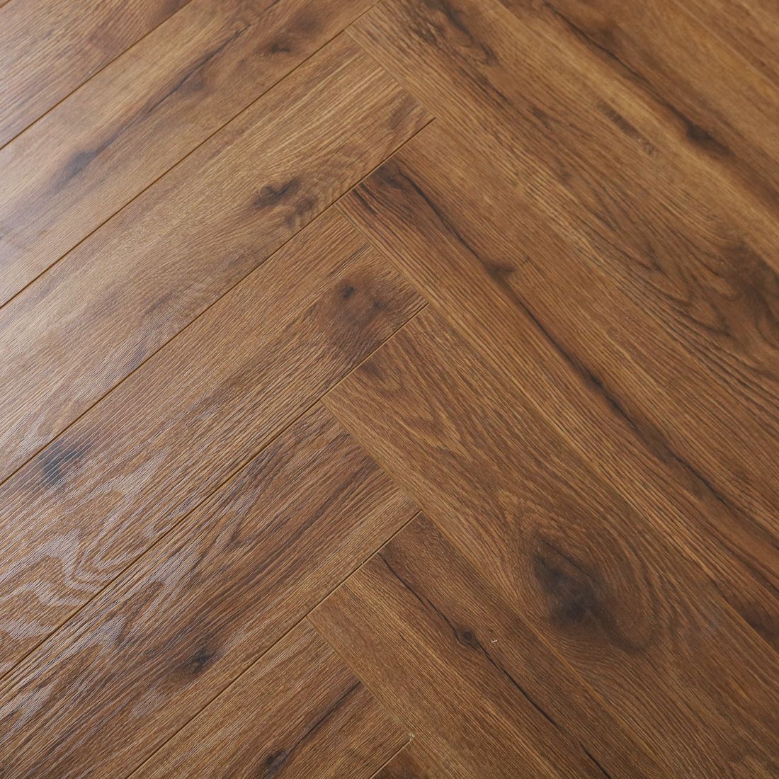  Ламинат Alpine Floor Herringbone LF105-11 Дуб Умбрия 4V 34 кл(600x100x12mm)1,320 м2.уп