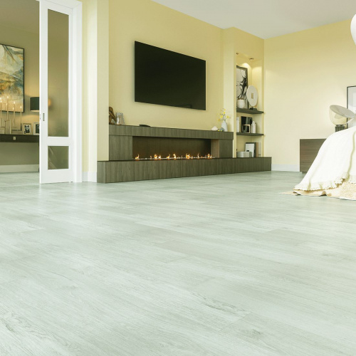 Кварцевый ламинат Home Expert 1028-29 Дуб Зимний лес 1220*150*3.5мм, 0,3 мм, фаска(2,196 м2.уп)